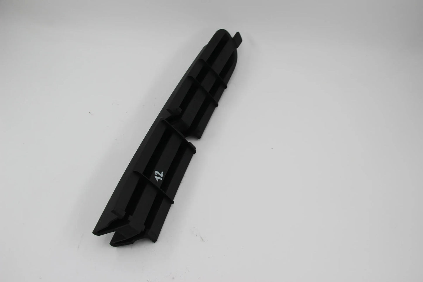 Orig BMW E46 318i M43 Gitter geschlossen rechts Verkleidung vorn  51118226612