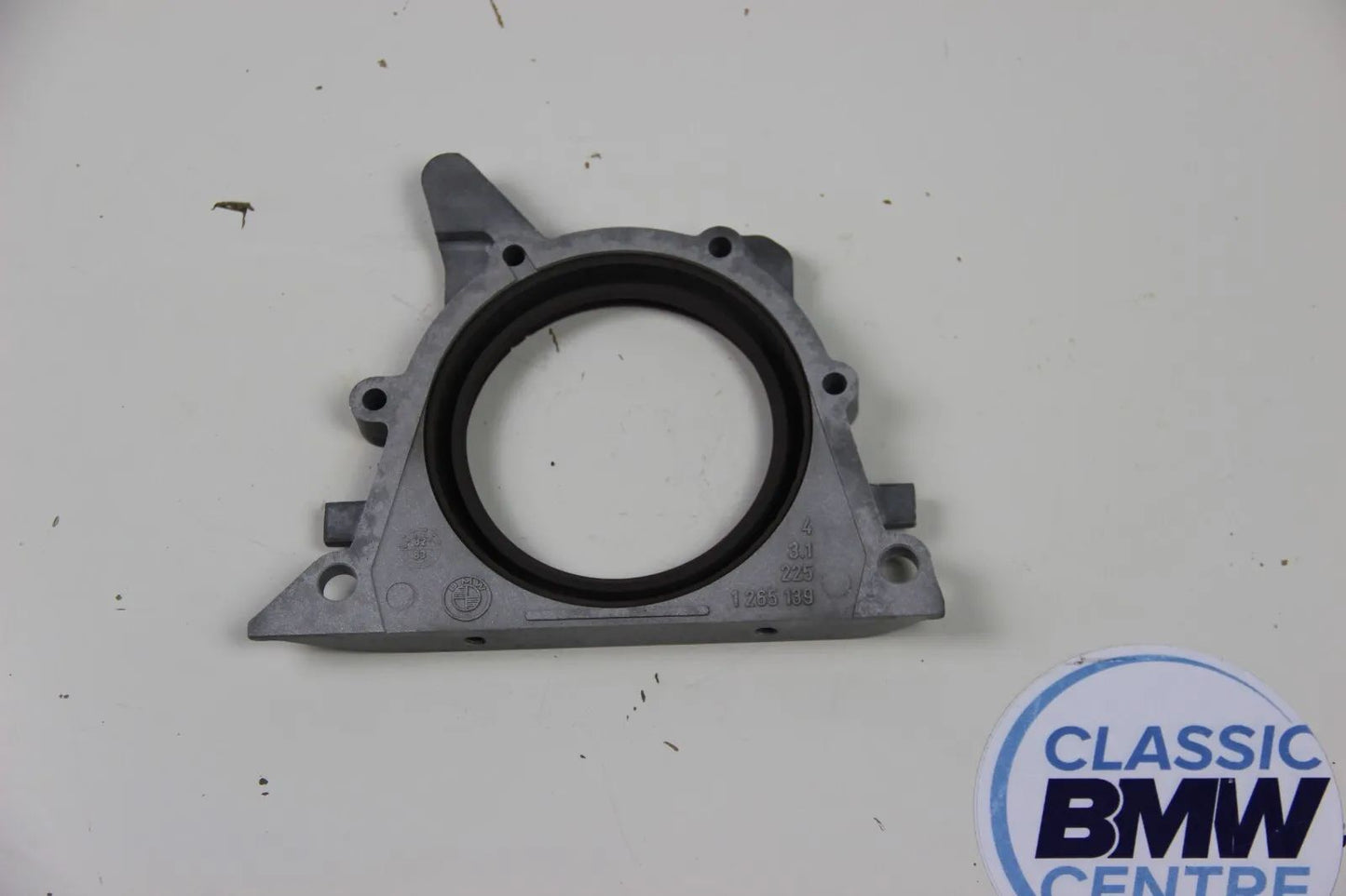 BMW E30 E34 E28 E36 Stirndeckel Abschlussdeckel Dichtflanch 1265139 225