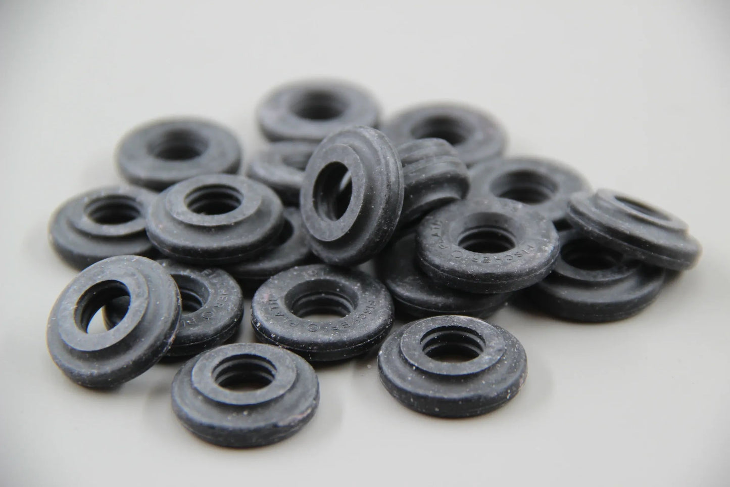 Original BMW E36 E46 E34 E32 25x Dichtgummi 11121437395