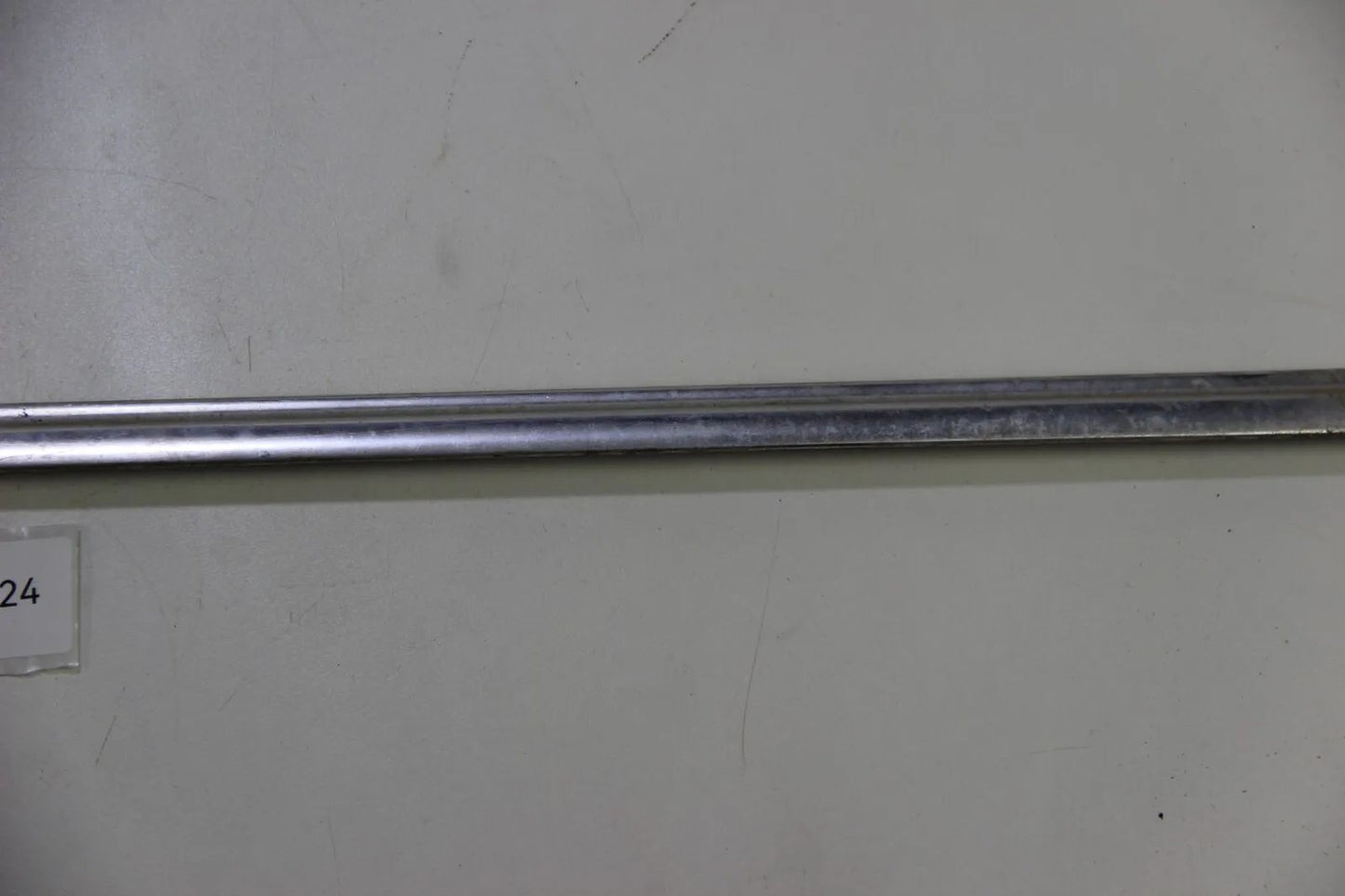 Original BMW E28  Schachtleiste Chrom vorne rechts 1880546 Leiste Trim right OEM