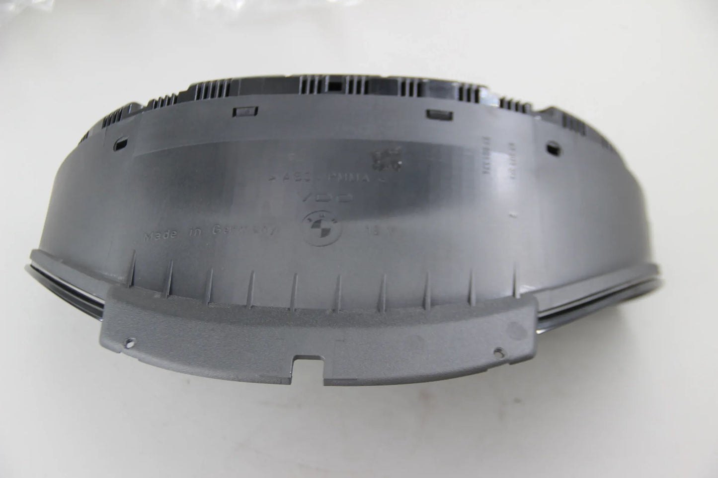 Orig. BMW E39 520i-540i Tacho Instrumentenkombination uncodiert KM/H 62106942225
