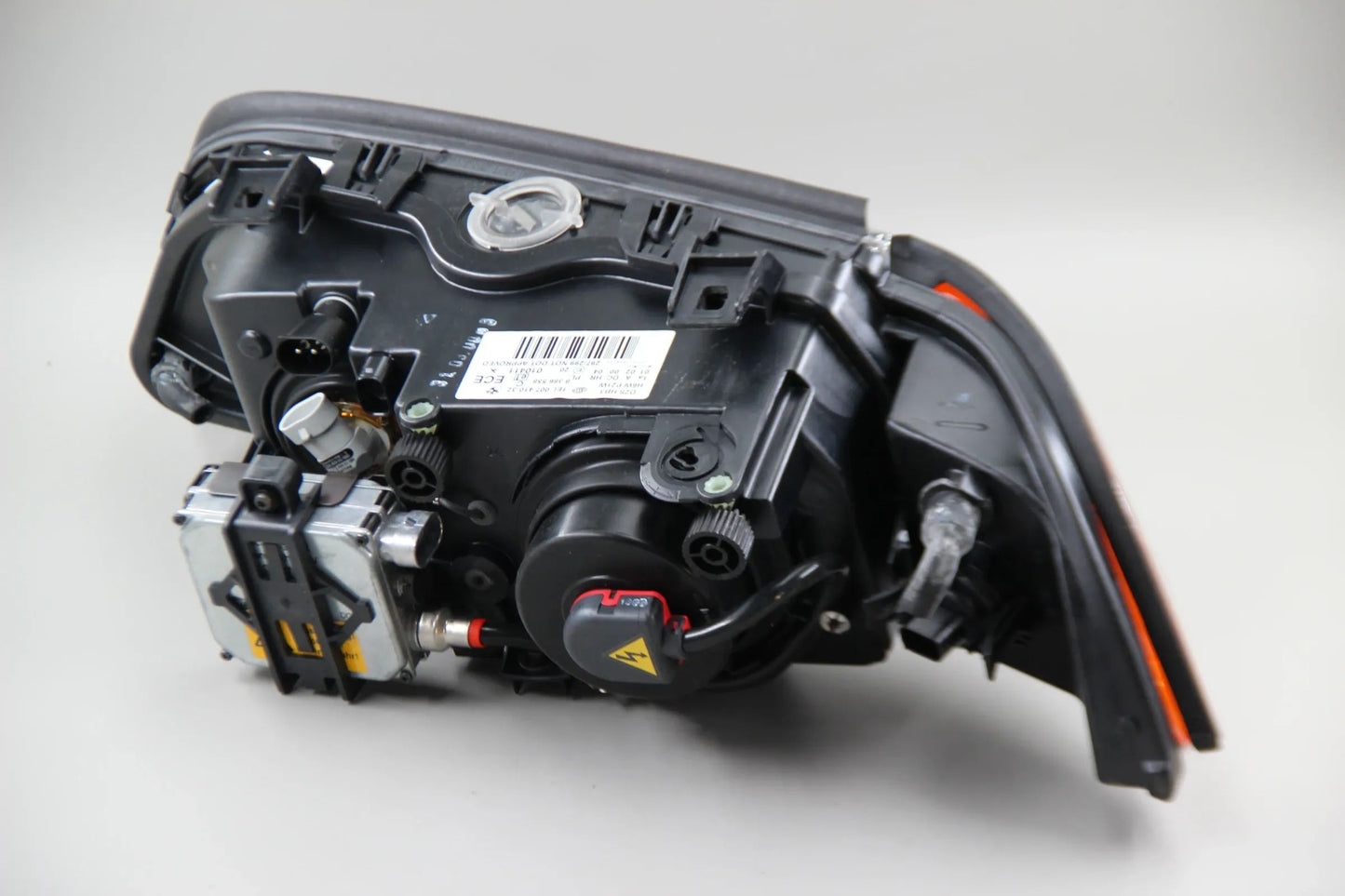 Original BMW E39 520i-540i Scheinwerfer Xenon-Licht rechts 63128386558