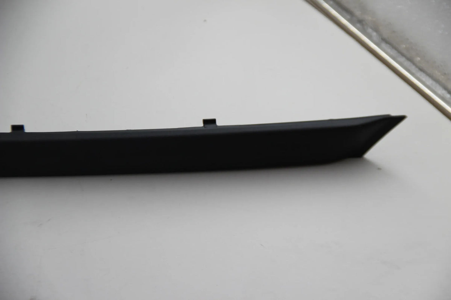 Original BMW E39 520i-540i Touring Stossleiste hinten rechts 51128183740