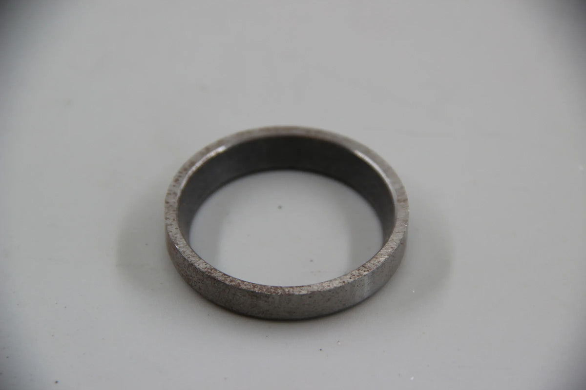 Original BMW E21 E30 E12 E28 Ventilsitzring Einlass 42,35MM(+0,2) 11121267578
