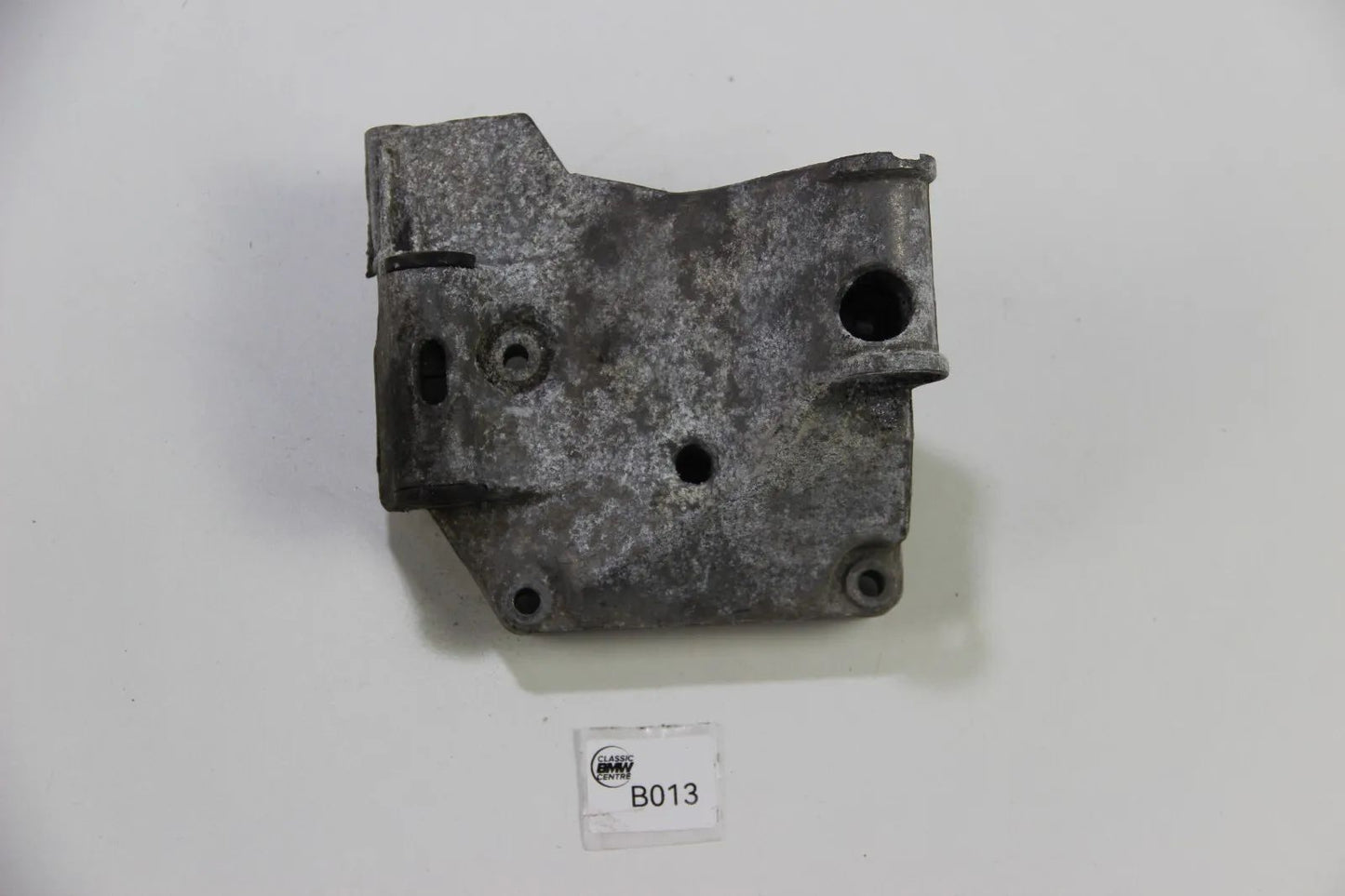 Original BMW E30 M40 Halterung Lichtmaschine Motorhalter 1721865  316i 318i 3er