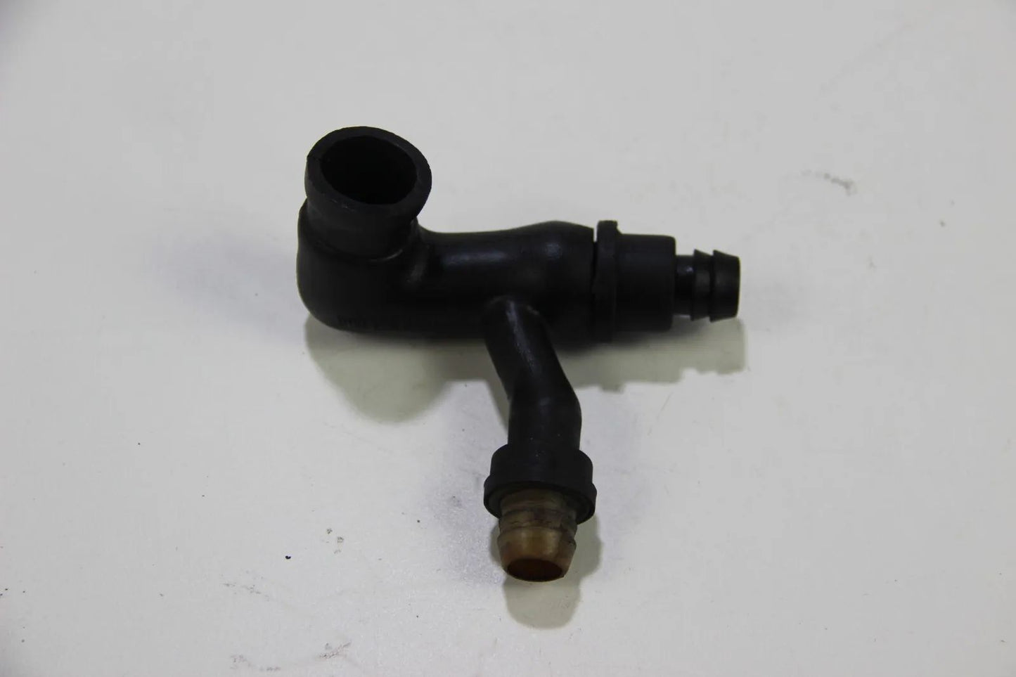 Original BMW E32 E34 Kurbelgehäuse Entlüftung Rohrgelenk 1719841