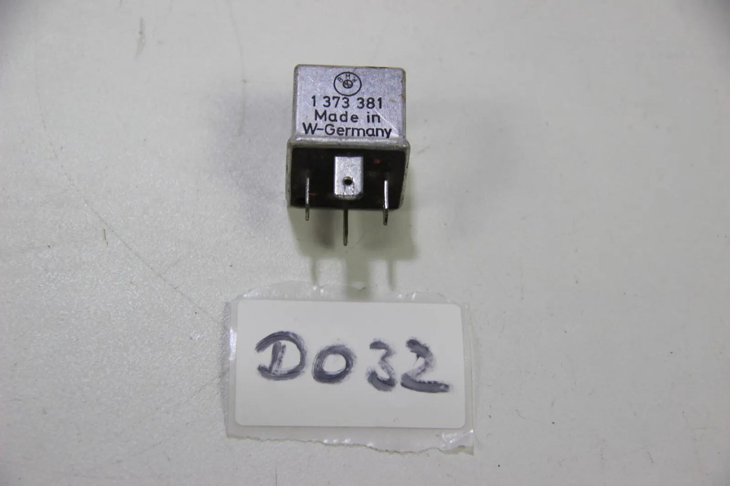 Original BMW E30 E28 E24 Diodenrelais Mehrzweckrelais Relay 61311373381
