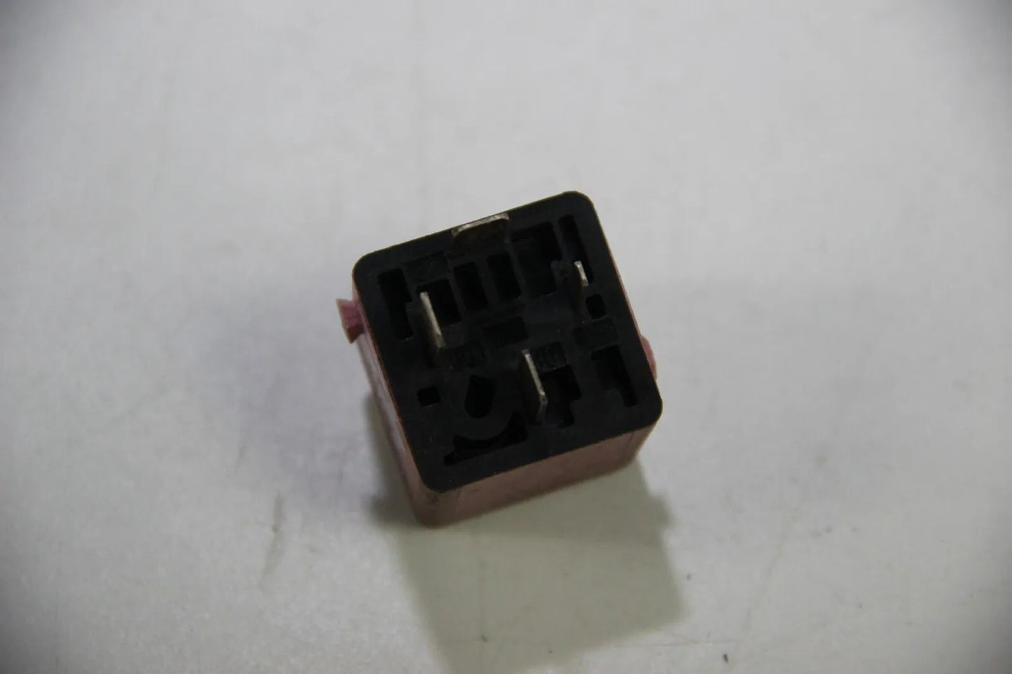 Original Bosch Bosch Relais Kontrollmodul Relay hellrosa 0332019168 Oldtimer