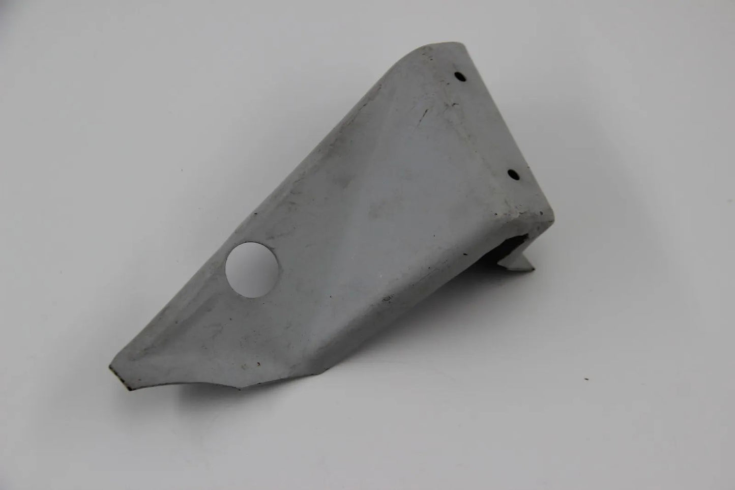 Original BMW E10 2002 M10 Halter Verdeckkasten NOS 54211820305