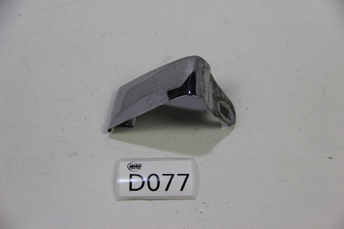 Original BMW E30 316i-325i VFL Blende Stoßstange hinten chrom Links OEM