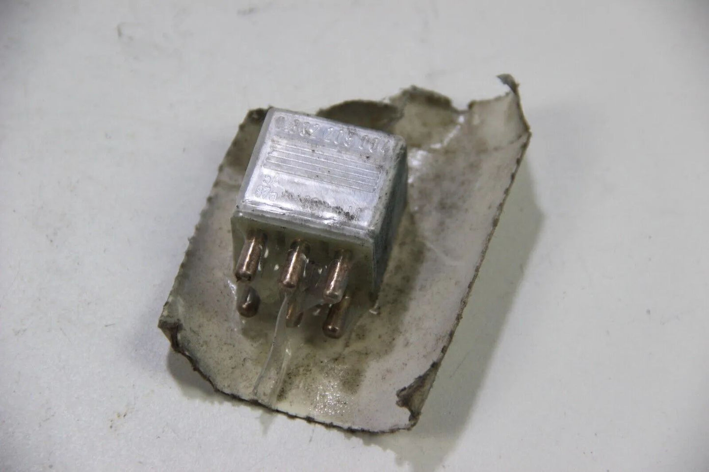 NEU Original BMW Relais ABS New Old Stock E30 0332205004 Bosch