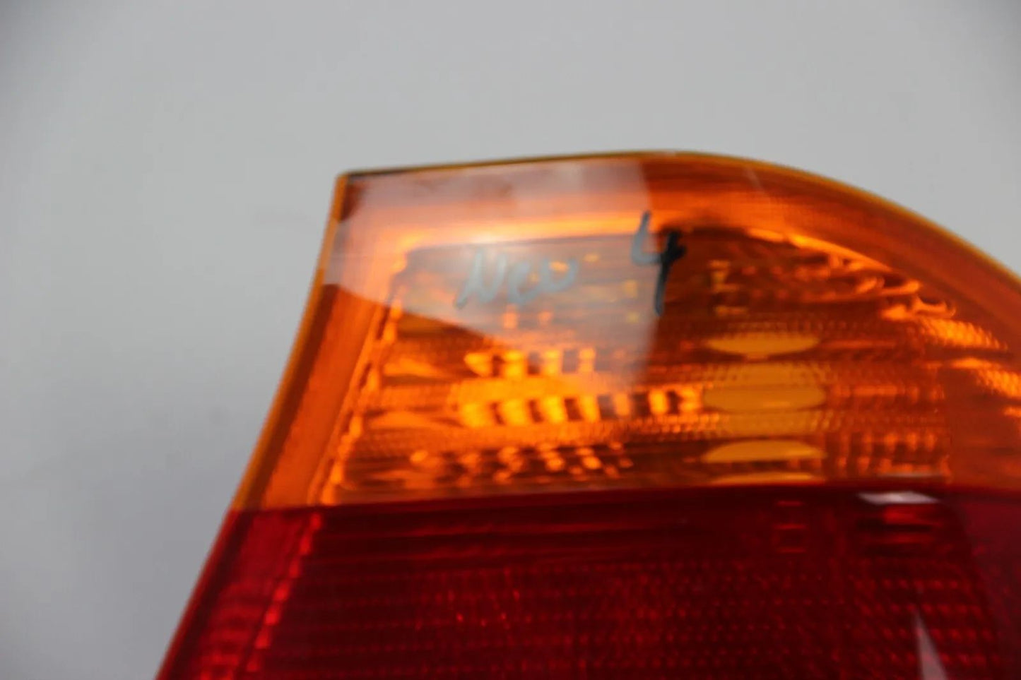 NEU Original BMW E46 Heckleuchte Seitenwand rechts 8364922 Rücklicht OEM 3er