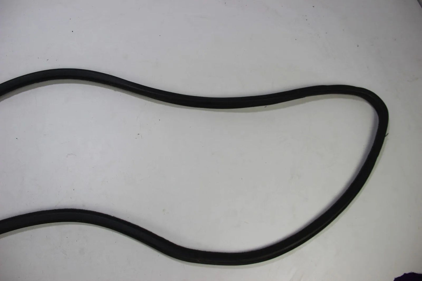 Original BMW E30 4-Türer 316i-325i M3 Türdichtung Vorne Links Kantenschutz OEM