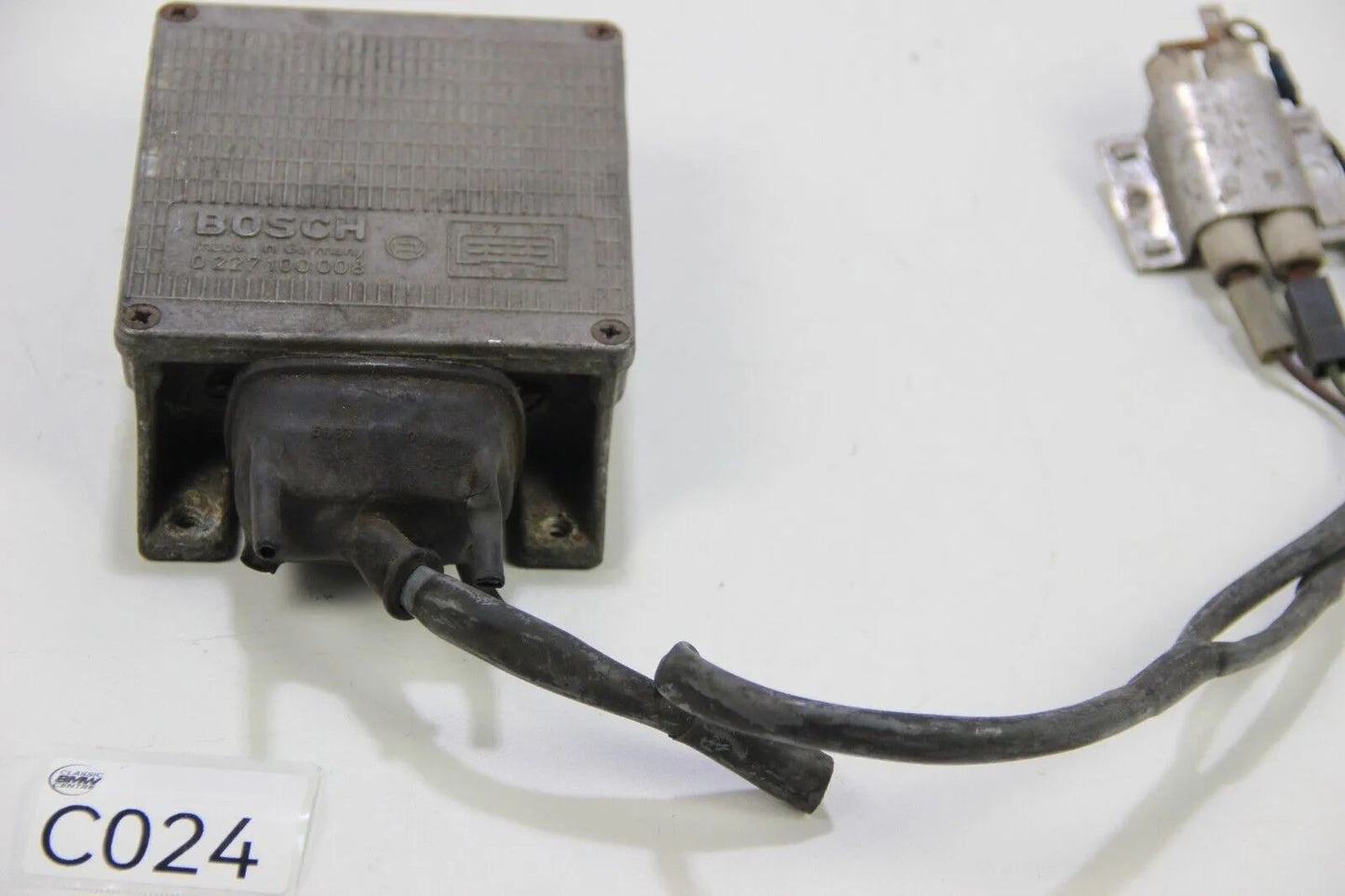 Original BMW Porsche 928  E3 E12 E23 E24 Zündbox Zündsteuerung  0227100008