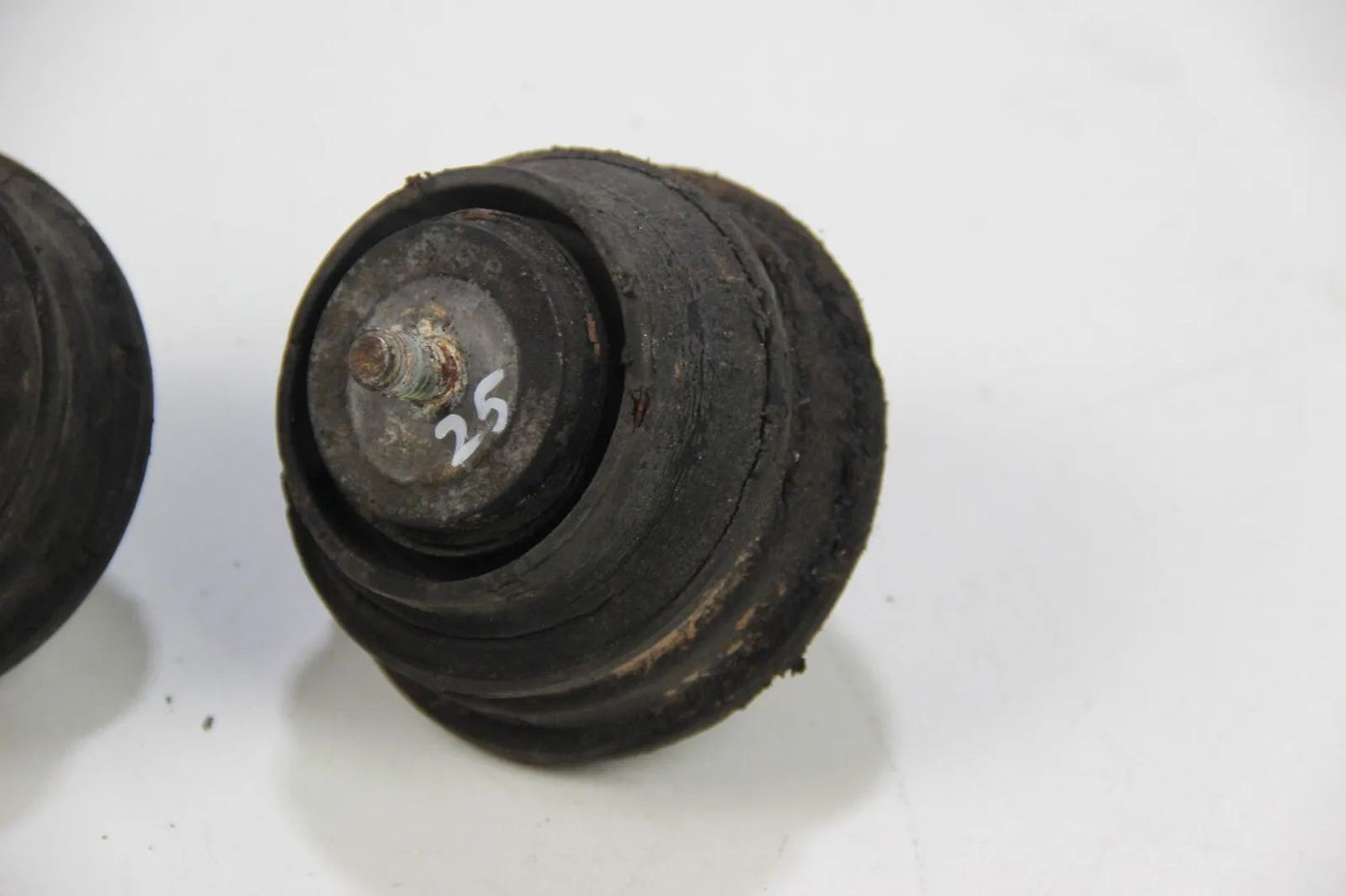 Original BMW E36 3er   Motorlager Links Rechts Engine Bushing  2225598/1139883