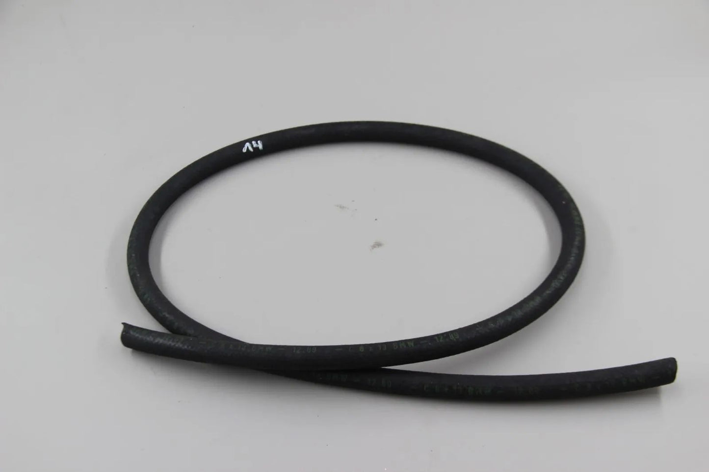 Original BMW 114 CMSP E3 E9 E30 Kraftstoffschlauch 8x13mm  16121180409