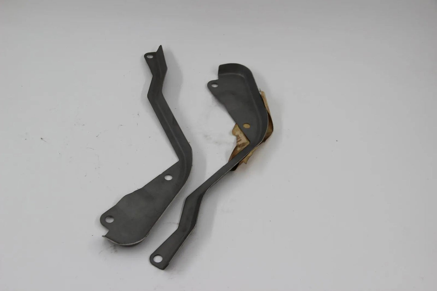 Original BMW E39 520d-540iP Steinabweiser rechts+links  34101165225 34101165226