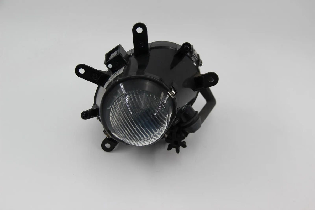 BMW E46 316i-330i 318d-330d Nebelscheinwerfer Fog Light Nebelleuchte 63176911007