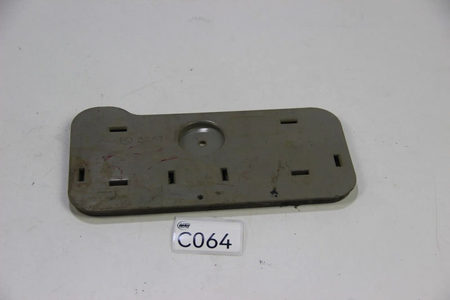 Original BMW E3 2500 2800 3.0 si Bavaria Abdeckplatte Rechts Abdeckung 1353736