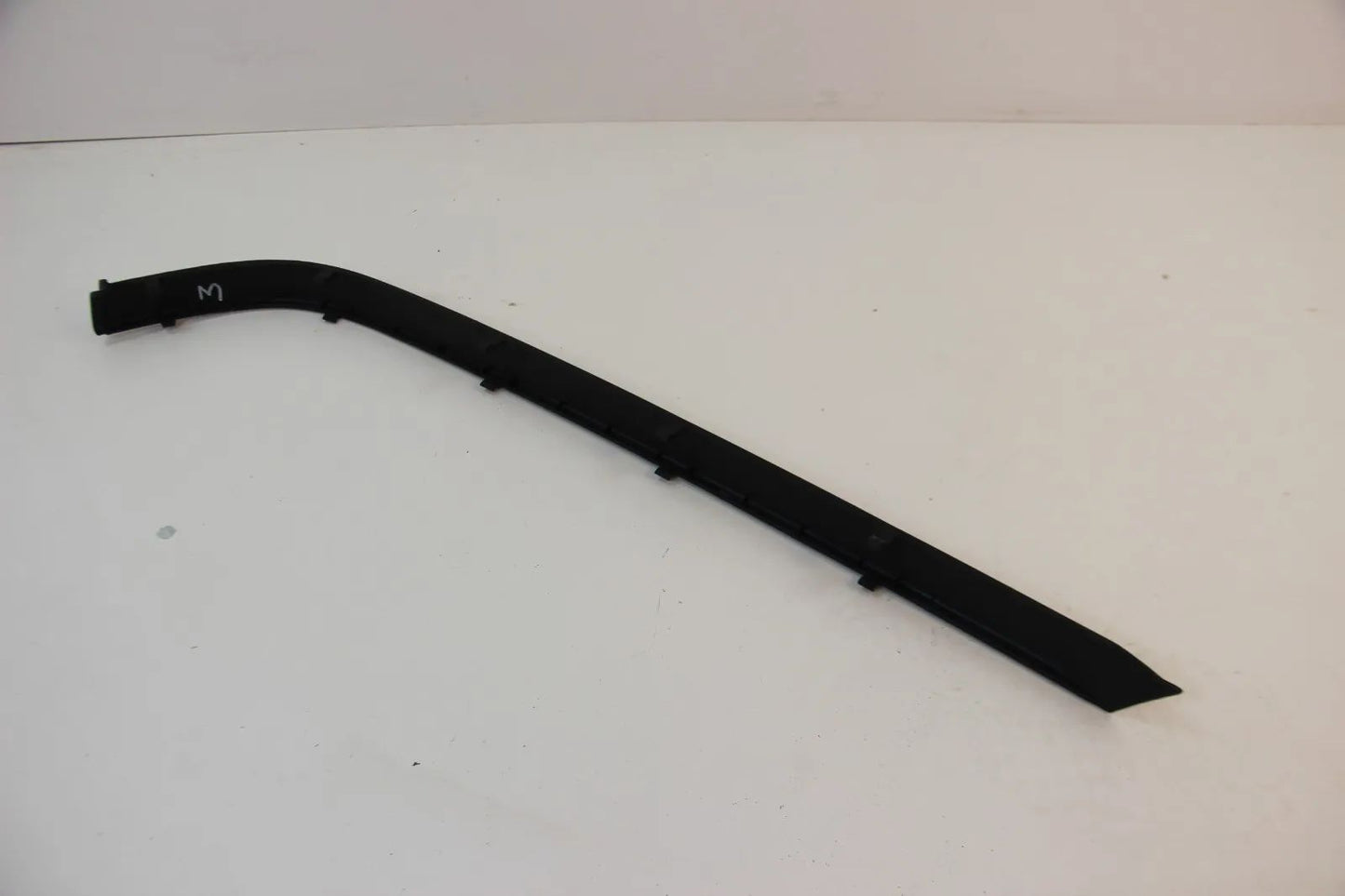 Original BMW E39 520i-540i Stossleiste hinten links Verkleidung  51128184511