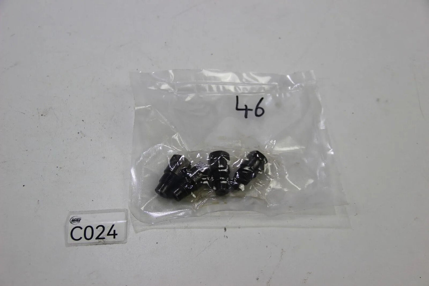 Original BMW E10 2002tii 4x Einspritzdüsen Geprüft Düsen Injector Jets