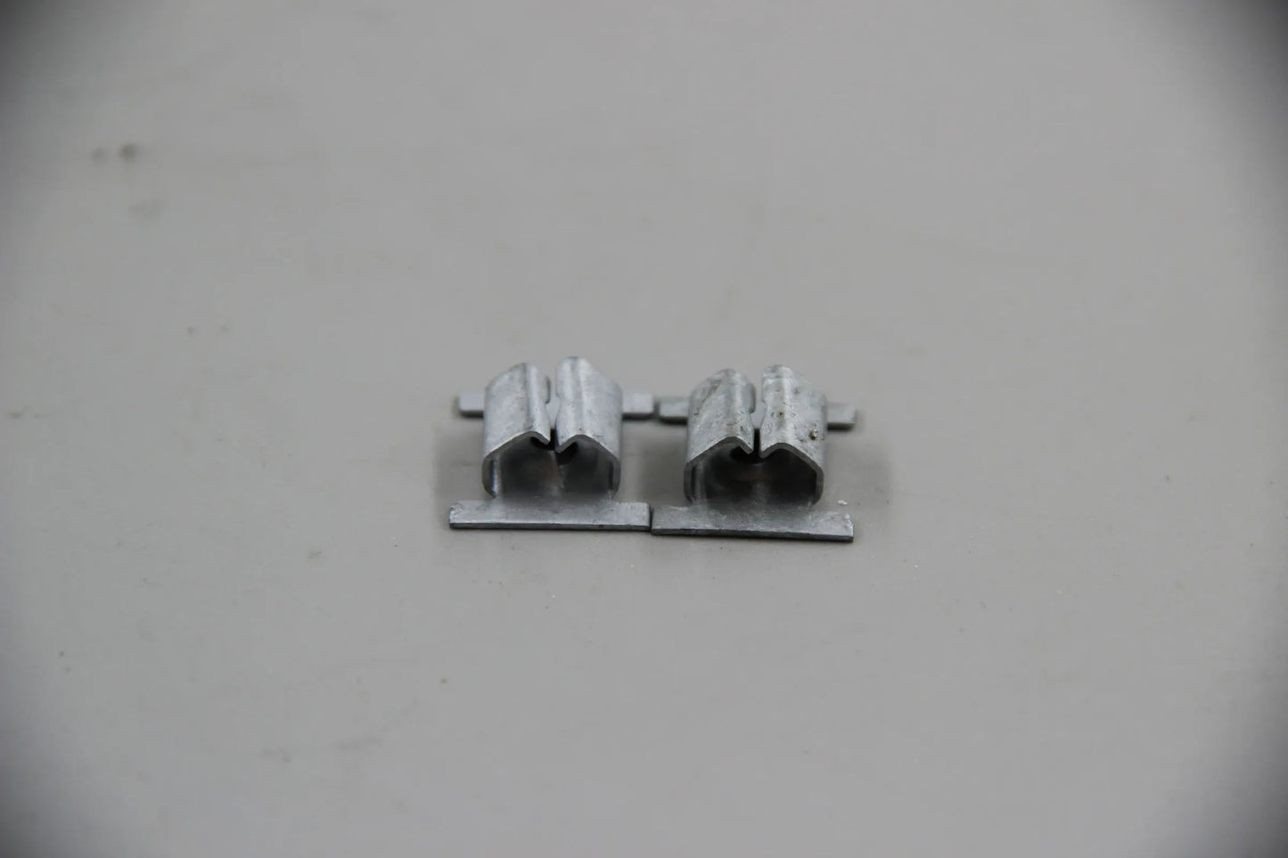 Original BMW E30 E36 E34 E39 E63 E32 E38 E31 2x Prestol Käfig ST4,8  07129901746