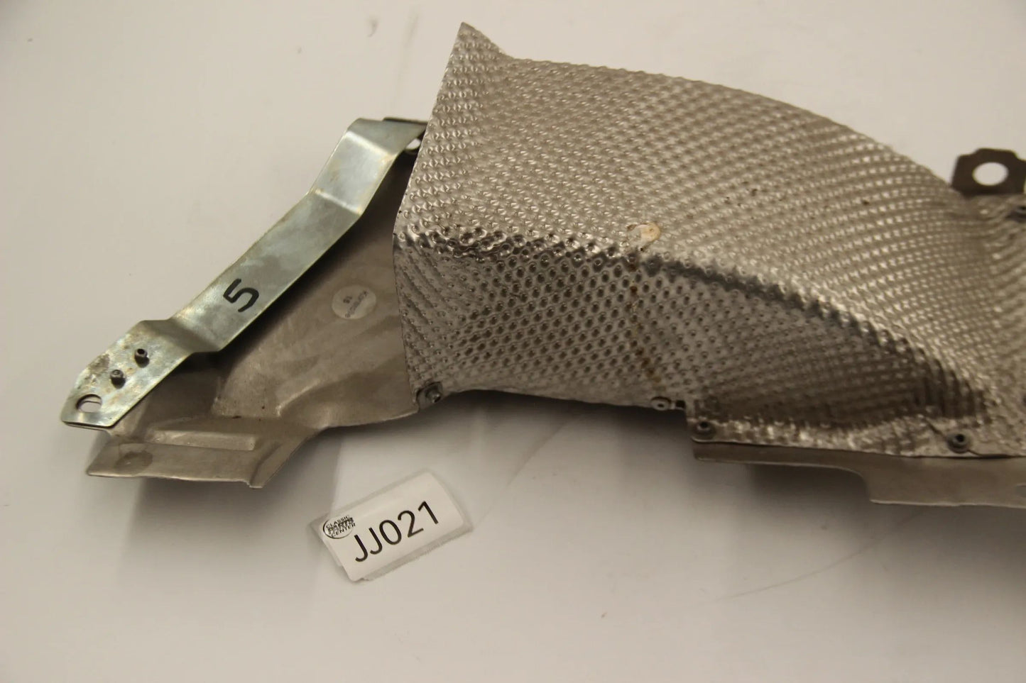 Original BMW E39 520i-530i  Abschirmung Motorraum seitlich links 51717892295