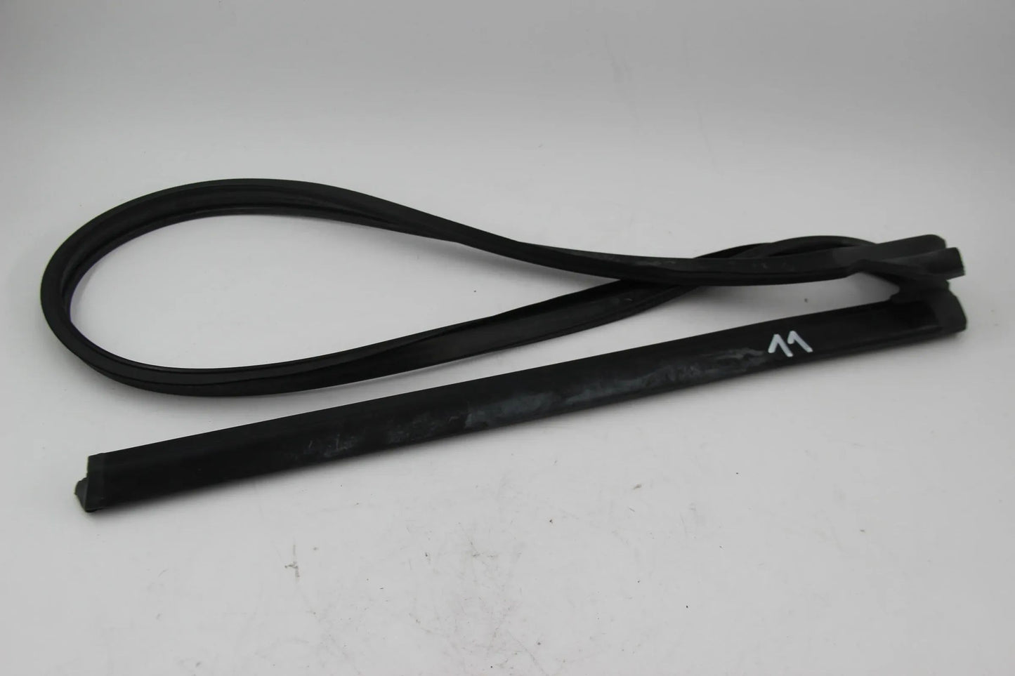 Original BMW Dichtung Türfuge Dachrahmen Gummi hinten links 51228254531