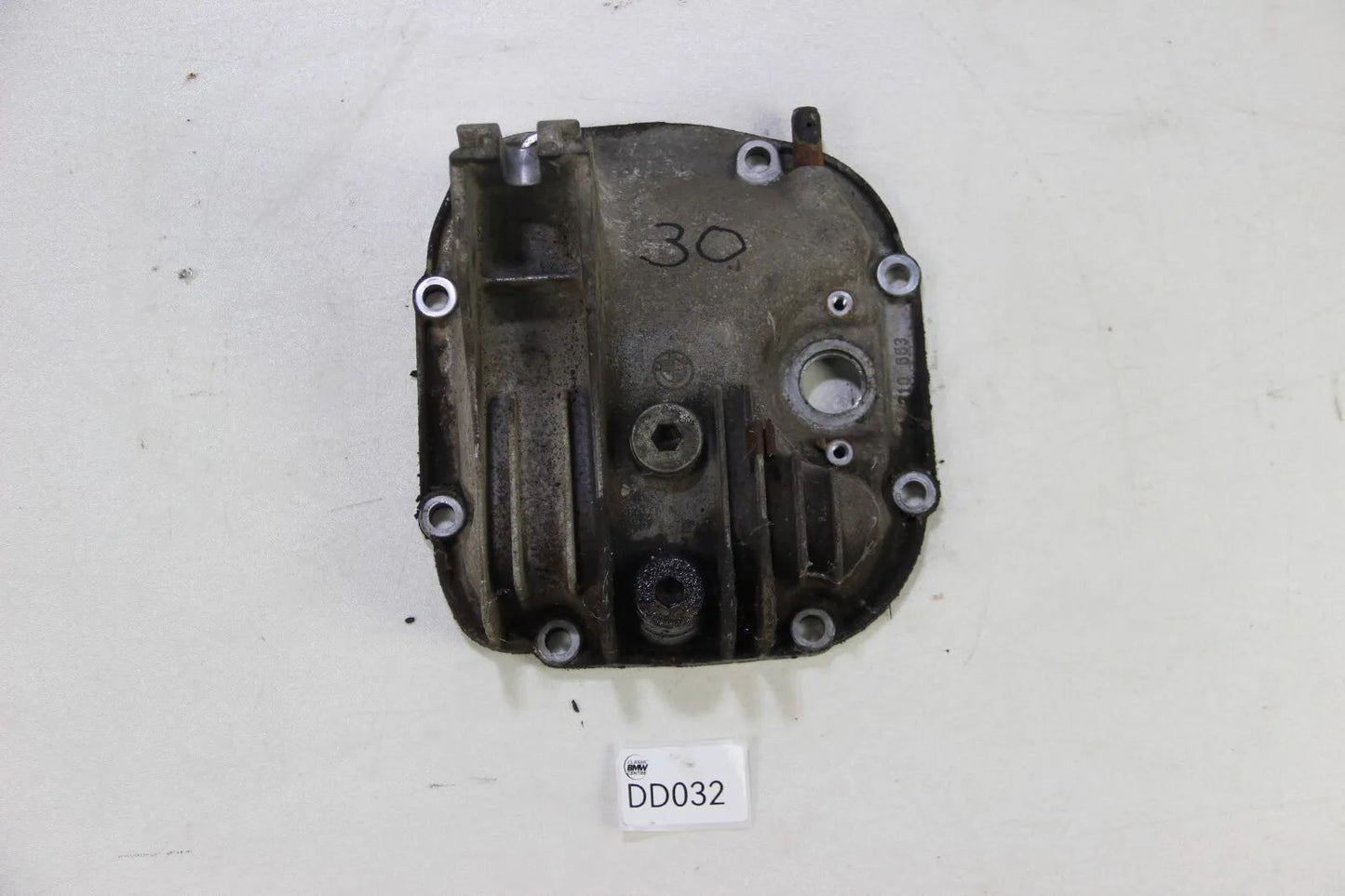 Original BMW E24 E28 Differentialdeckel Abschlussdeckel Deckel 188mm 1210663