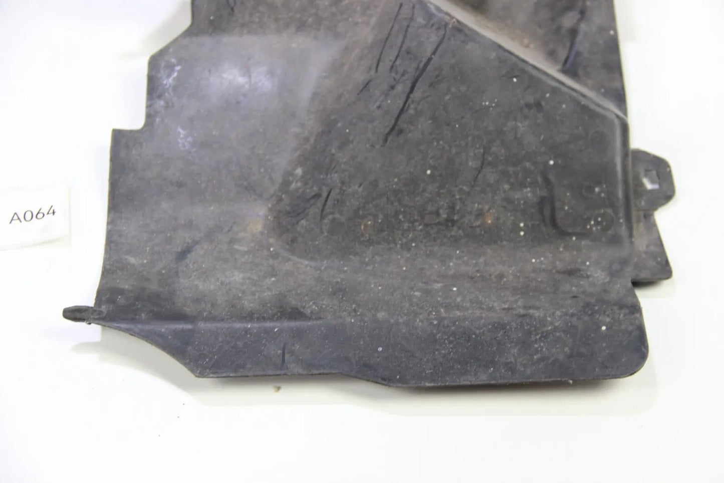 Original BMW E30 Scheinwerferabdeckung Motorraum Abdeckung Rechts 51711965252