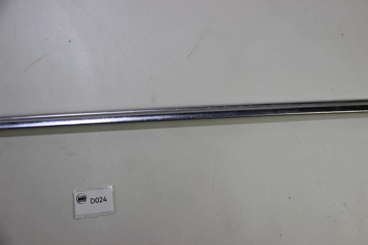 Original BMW E28 Schachtleiste Chrom vorne links Brustleiste 1880545 Chrome trim