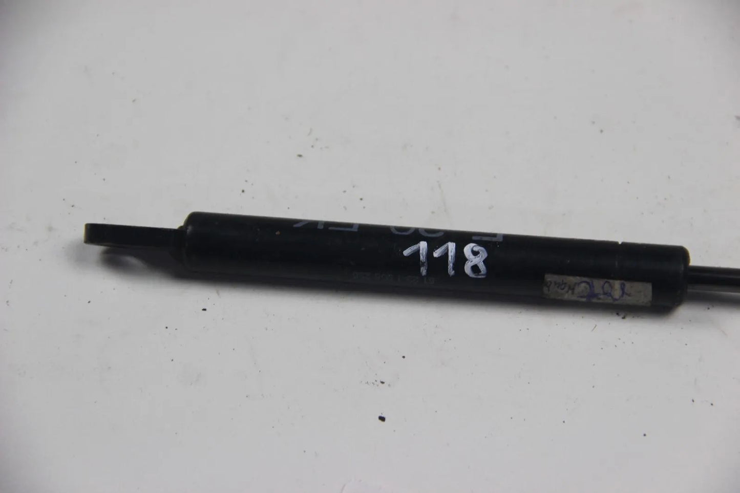 Original BMW E30 Motorhaube Öffner Gasdruck Feder 51231906286 3er 316i-325i M3
