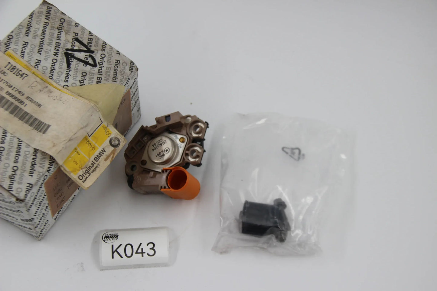 Original BMW Regler Lichtmaschinenregler  12317501749