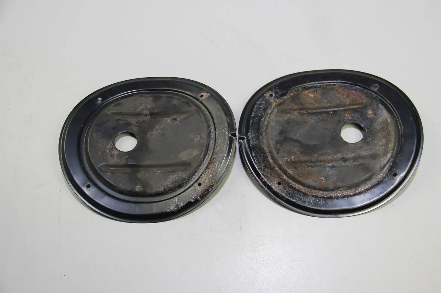 Original BMW E36 Tankabdeckung Rücksitz paar links recht cover  3er 318 316 320