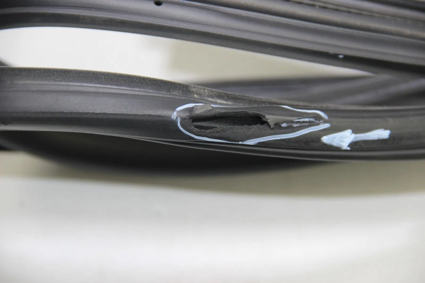 Original BMW E36 Türdichtung hinten rechts limousine 3er M3 325 328 325 320