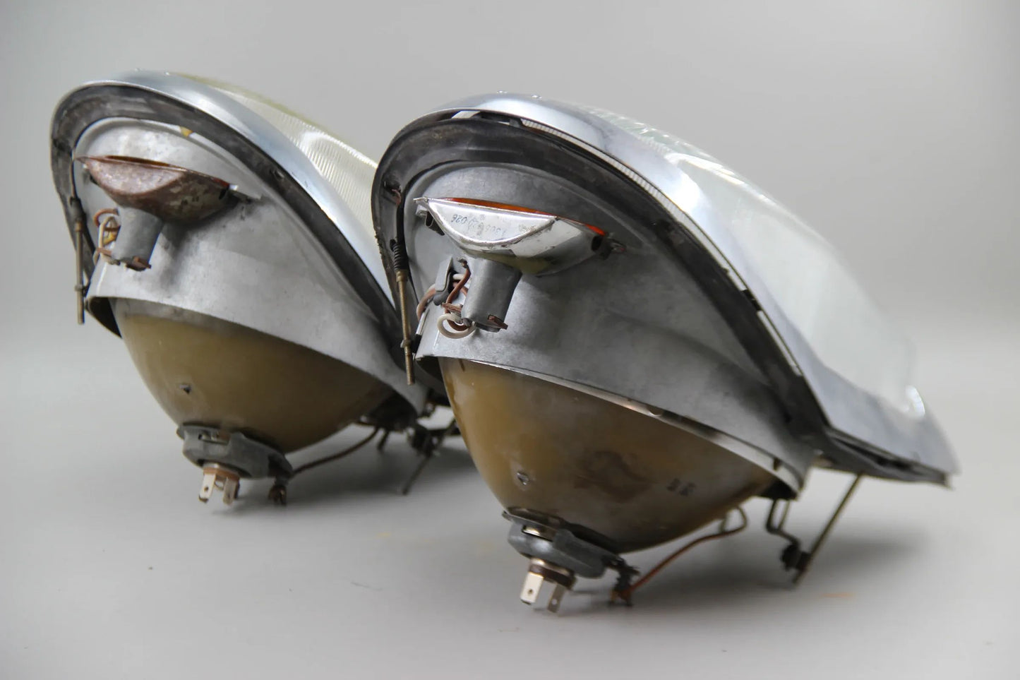 Mercedes  W108 W111 W109 Scheinwerfer Bosch Links Rechts Gerade A1088203061 + A1088203161