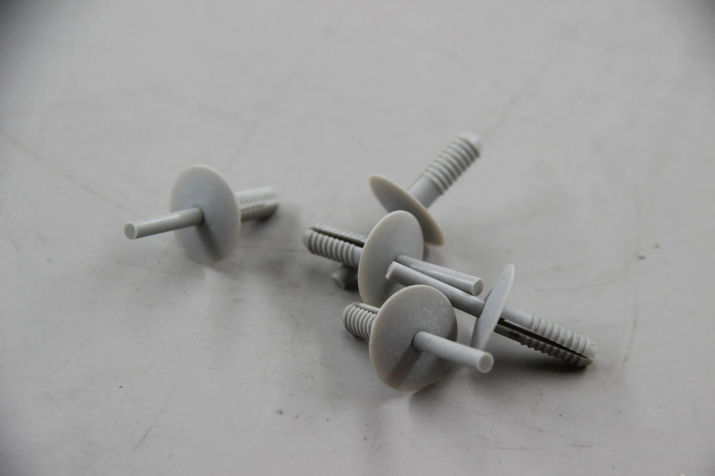 Original BMW E36 316i 318i 320i 323i-328i M3 5x Spreizniet L=20MM 51118144138