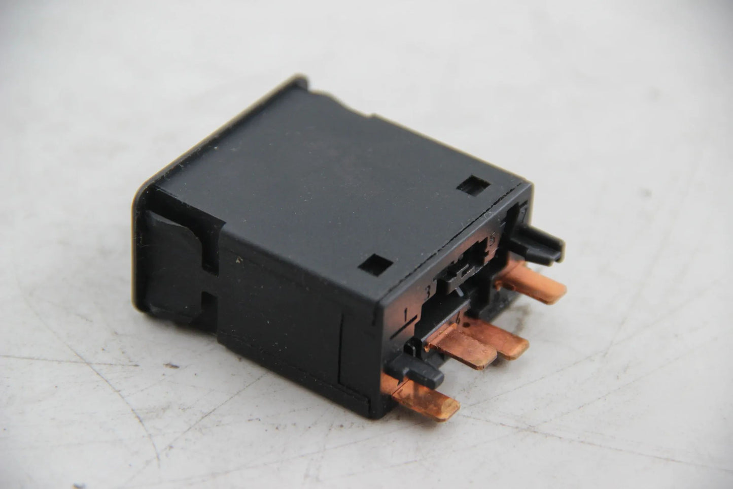 Orig. BMW E30 316i-325i M3 E28 Schalter Nebelschlusslicht 61311380352 1380314