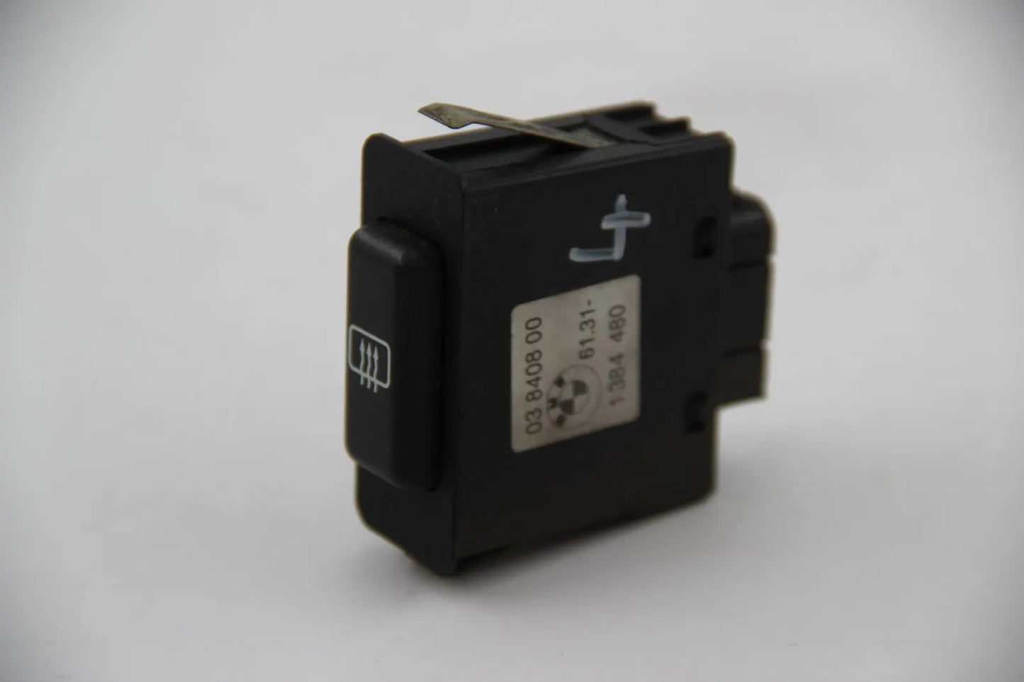 Original BMW E34 5er 518i-540i M5 Schalter Heizbare Heckscheibe NOS 61311384480