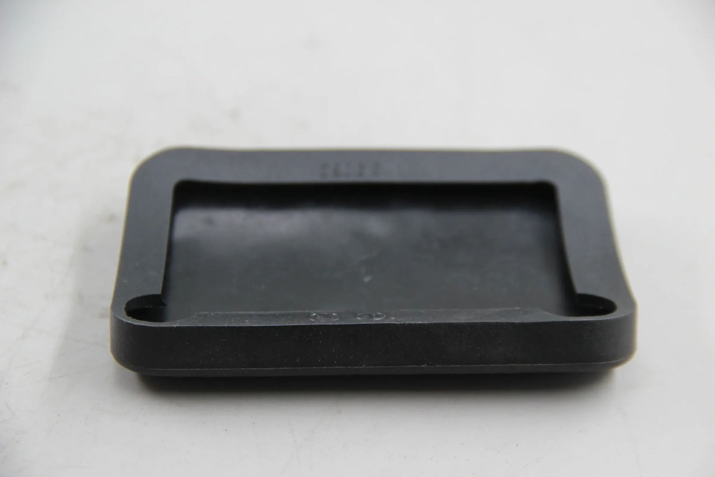 Original BMW E30 E28 E34 E24 E23 E32 E31 Pedalüberzug B=108MM 35211113906