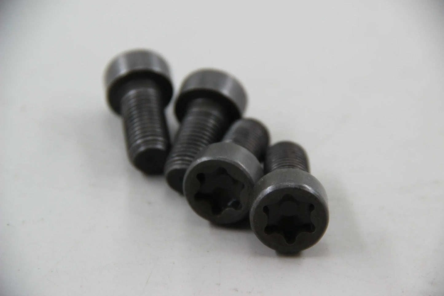 Original BMW E81 E90 E93 E60 E61 E63 E64 4x ISA-Schraube M12X1,5X25 11227520706