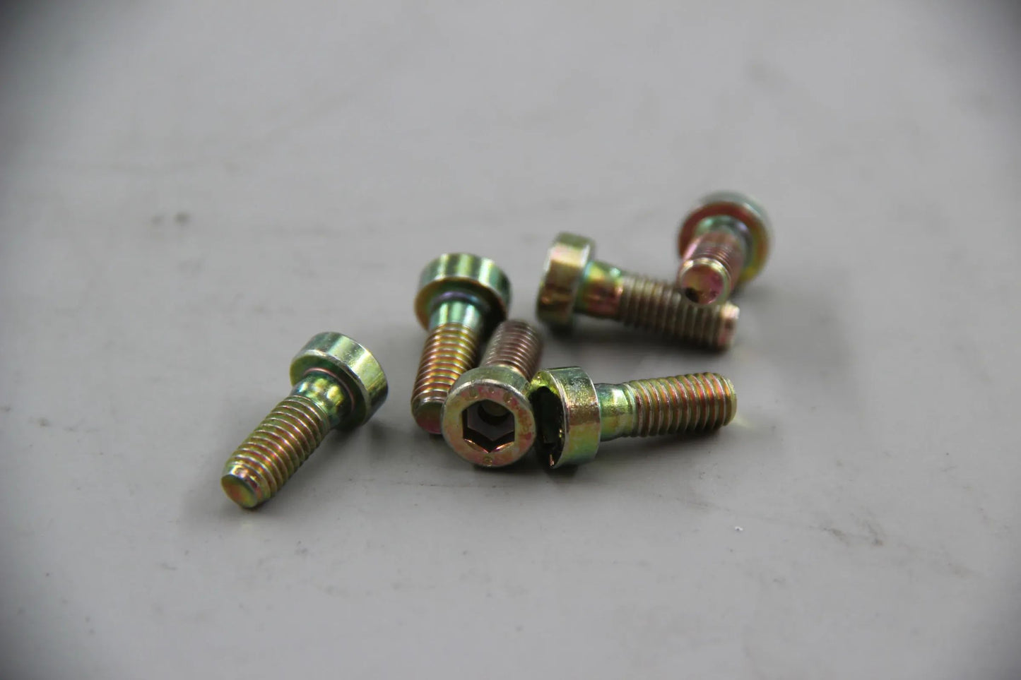 Original BMW E21 E30 E12 E28 E24 E23 E32 6x Zylinderschraube M6X16 07119919712