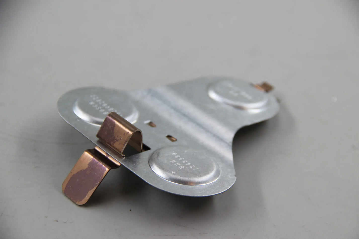 Original BMW E87 E46 E90  E93 E39 E61 E38 E65 E83 Verschlussdeckel 11122248580
