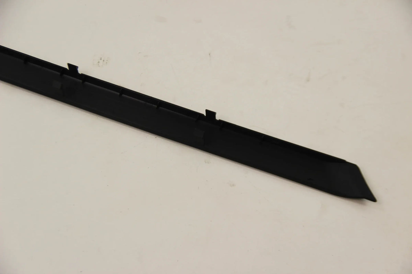 Original BMW E39 520i 523i 528i 535i 540i Stossleiste hinten rechts 51128184508