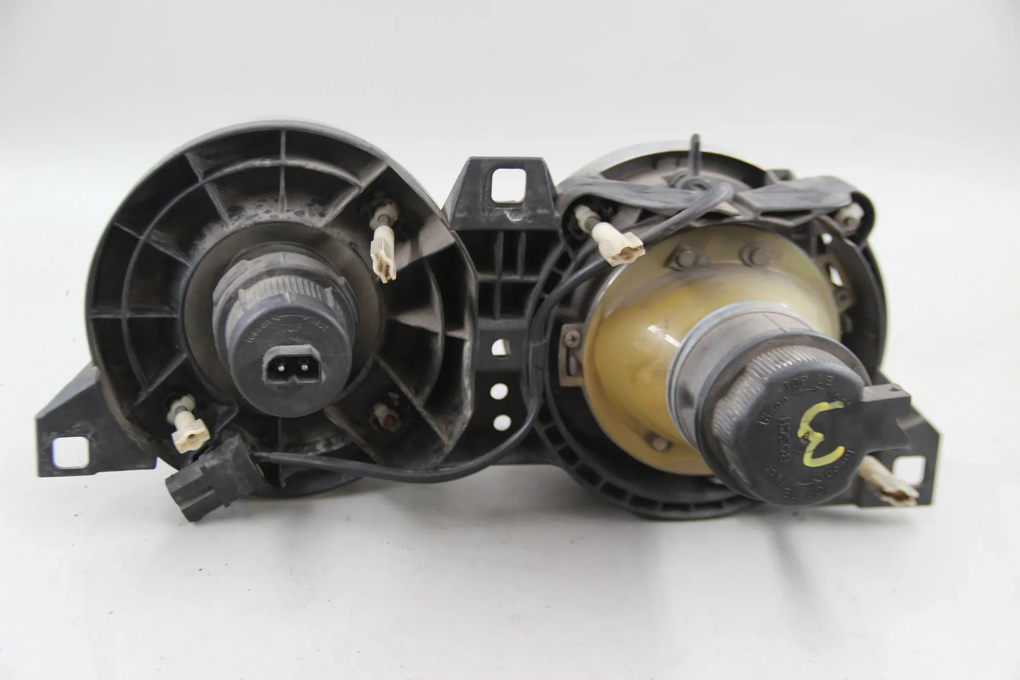 Original BMW E30 E24 Scheinwerfer links BOSCH 1305544103 1305601
