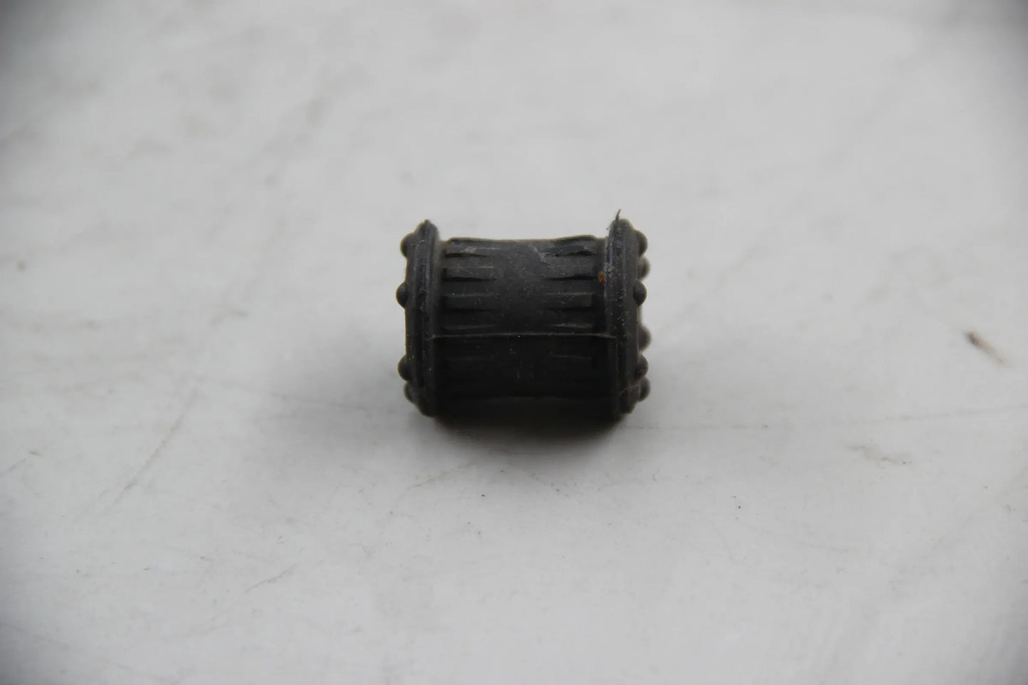 Original BMW E28 518i-535i M5 E24 E23 Z1 Lagerbuchse rund L=26MM 25111220832