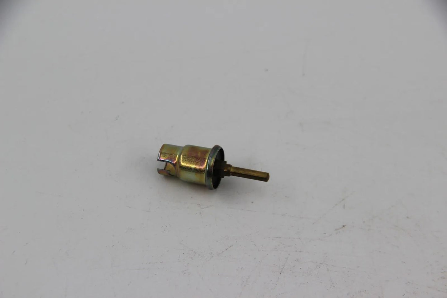 Original BMW E28 E24 E23 Lampenfassung Einzelteile Scheinwerfer  63121362871