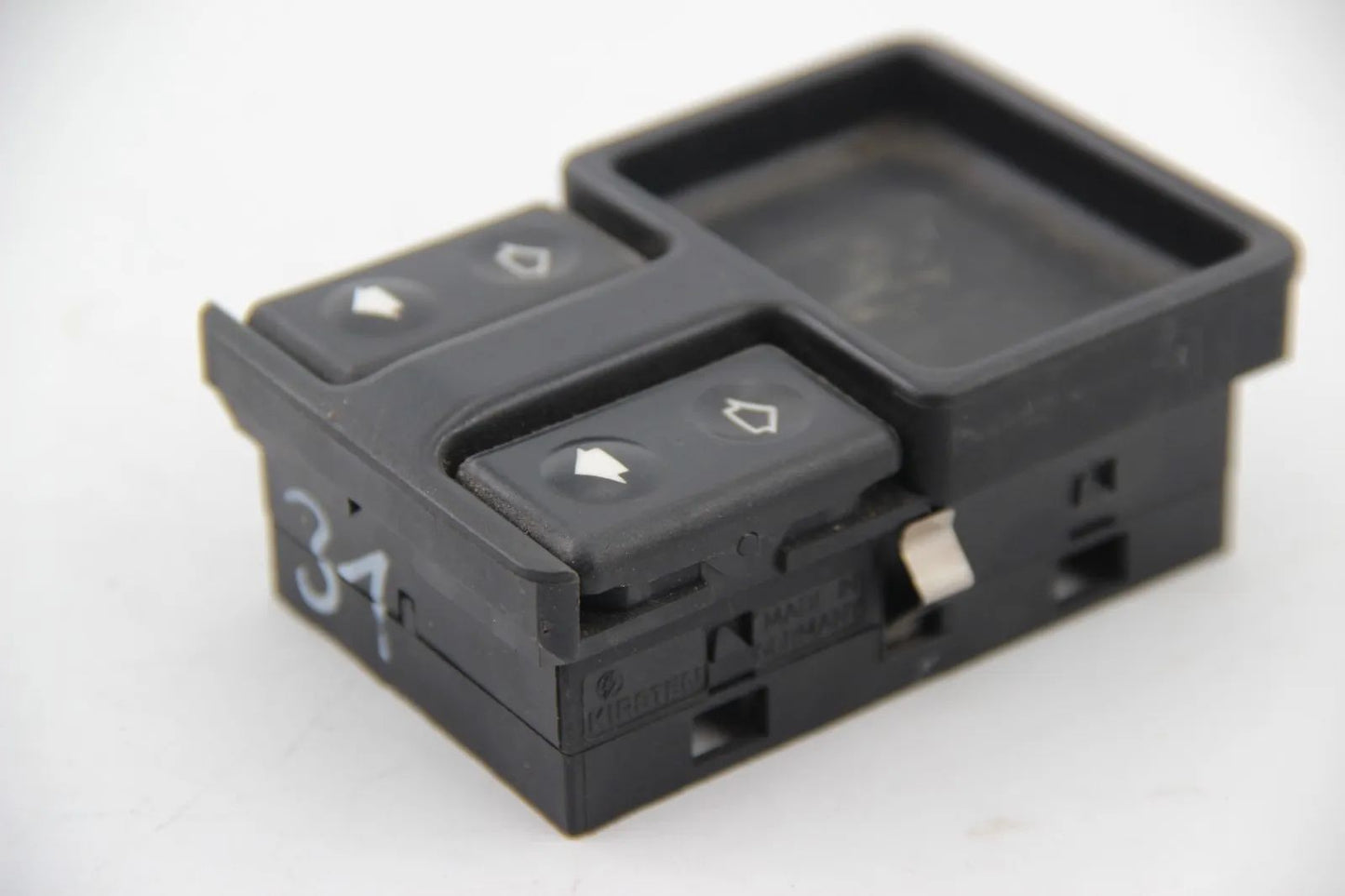 Original BMW E34 5er 518-540i M5  Schalter Elektr.Fensterheber vorne 61311374491