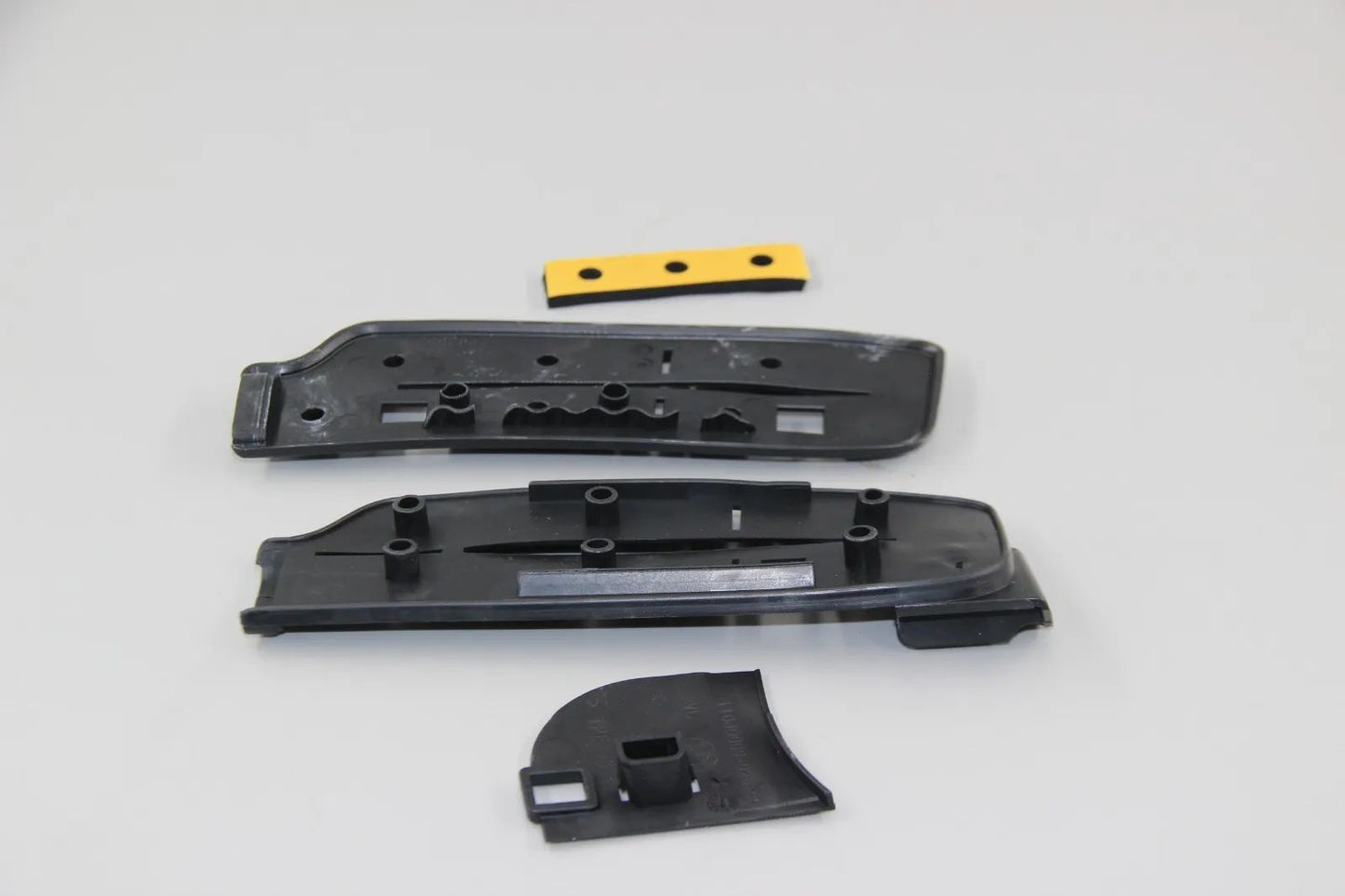 Original BMW E84 X1  Satz Dichtung links 51132990989