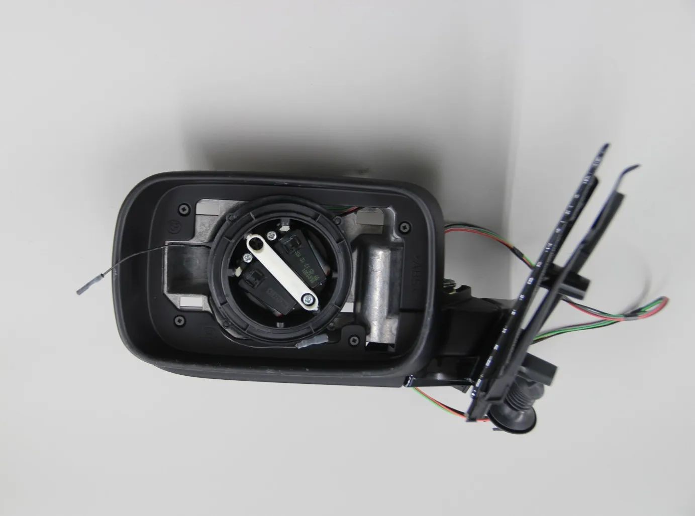 Original BMW  E39 Limo/Touring Aussenspiegel ohne Glas beheizt links 51167890065